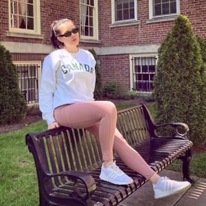 Meet your Posher, Victoria